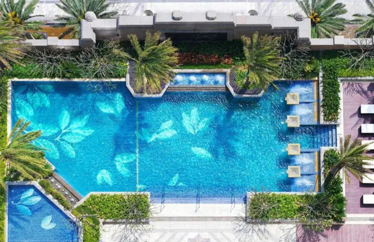 華潤潤府二期室外游泳池